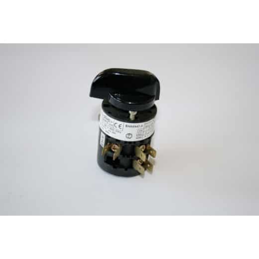 Schalter 230/0/380 V. für