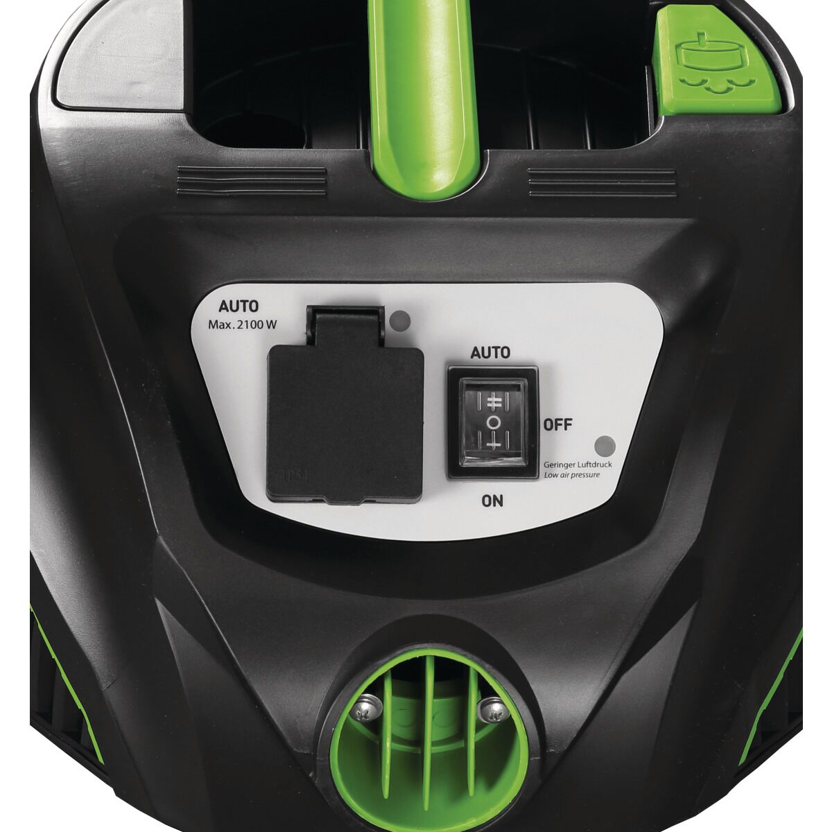 Detailaufnahme des Bedienfelds mit Schaltern, Steckdose und Automatikfunktion.