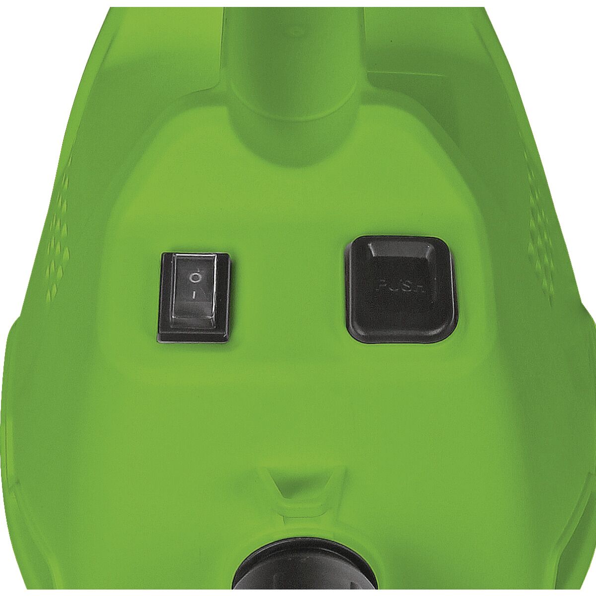 Nahaufnahme des Bedienfelds mit Netzschalter und Drucktaste auf grünem Gehäuse.