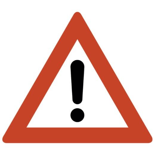 Verkehrsschild mit rotem Dreieck und schwarzem Rufzeichen für andere Gefahren.