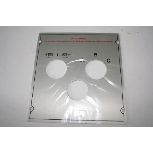 Frontschild für Schaltgetriebe