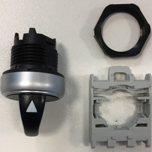 Schalter 0/1 Typ LOVATO zu Stromerzeuger