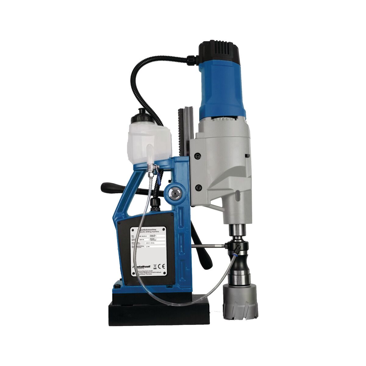 Magnet-Kernbohrmaschine seitlich mit großem Motor, Kühlmitteltank und montierter Kernbohrkrone.