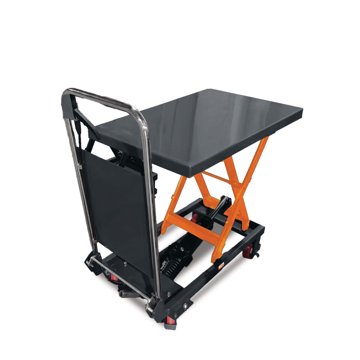 Mobiler Hubtisch mit schwarzer Plattform, orangefarbenem Scherenhubgestell, Schiebegriff und Rollen.