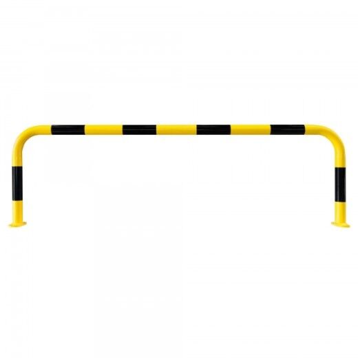 Langer gelb-schwarzer Metall-Schutzbügel mit Bodenplatten zur festen Montage, ideal zur Absicherung breiter Flächen.