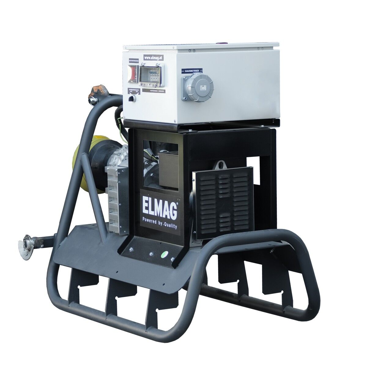 Stromaggregat auf robustem Rahmen mit Steuerbox, Steckdosen und Antriebseinheit.