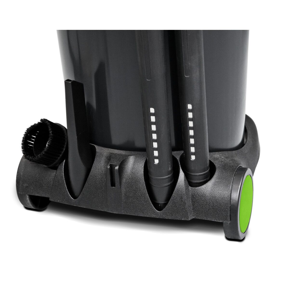 Detailansicht der Zubehörhalterung mit Bürste und Saugrohren am Staubsaugergehäuse.